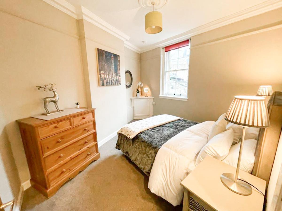 Quaint & Peaceful 1 Bed Central Mews Apt, West End Edimburgo Esterno foto