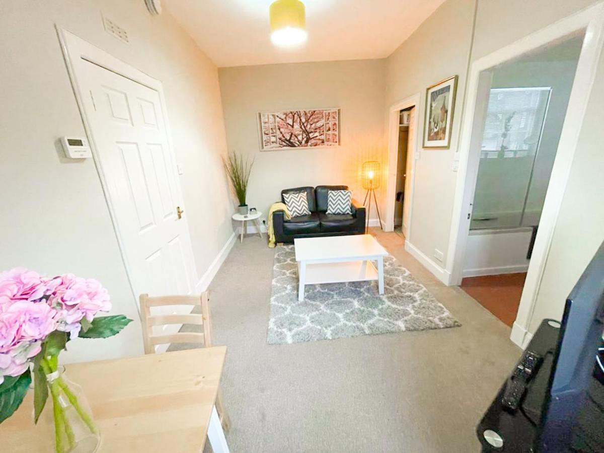 Quaint & Peaceful 1 Bed Central Mews Apt, West End Edimburgo Esterno foto