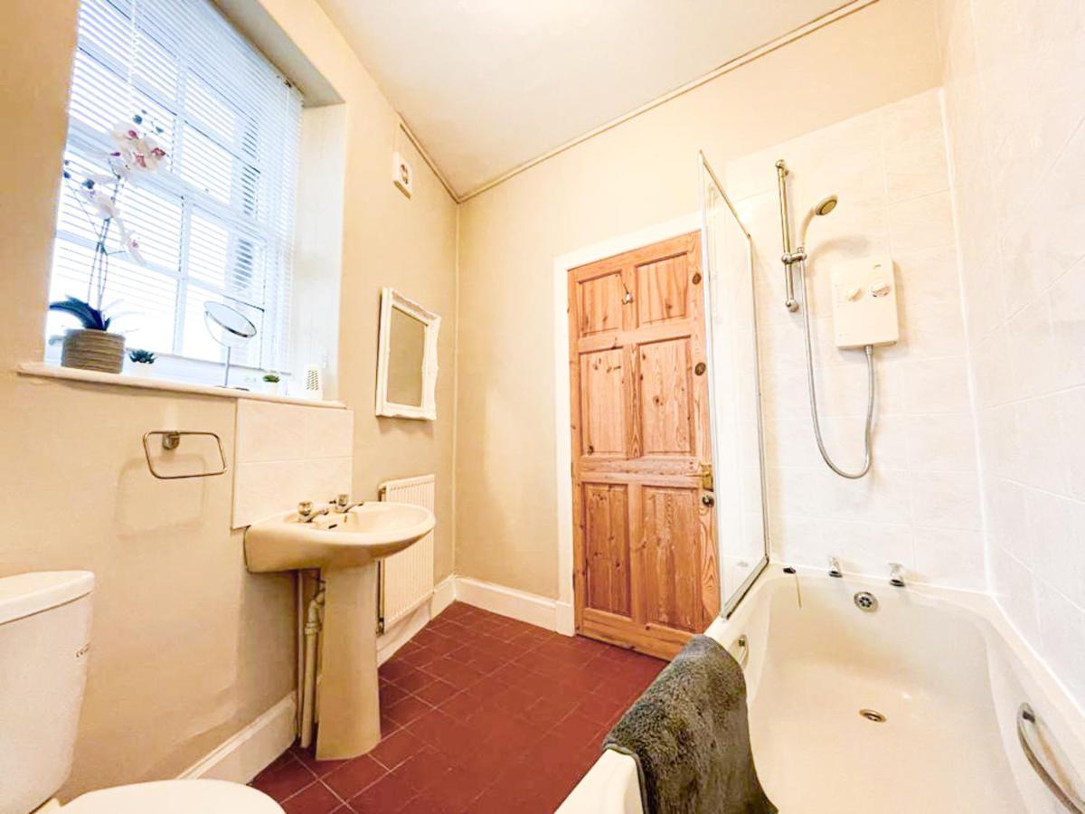 Quaint & Peaceful 1 Bed Central Mews Apt, West End Edimburgo Esterno foto